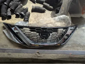 Nissan Sentra / Nissan Rogue Top Grille/Front Grille/Shell