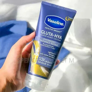 Photo - Vaseline Gluta Hya Overnight Repair Serum