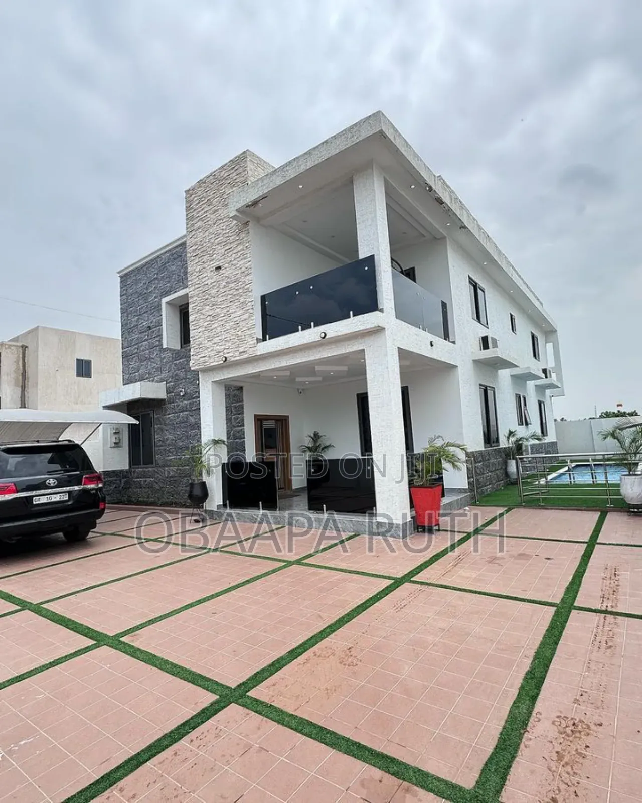Furnished 4bdrm Duplex in American House for sale