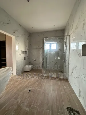 4bdrm Duplex in Adjiriganor for sale