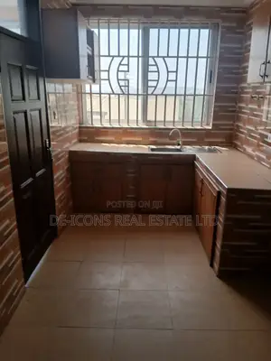 2bdrm Duplex in De-Icons Real Estate, Awutu Senya East Municipal