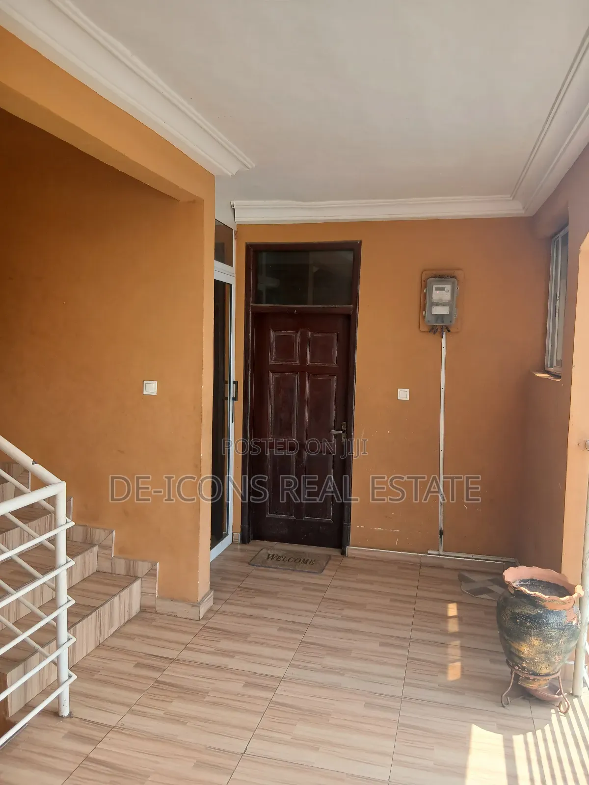 2bdrm Duplex in De-Icons Real Estate, Awutu Senya East Municipal
