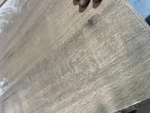 Plywood Matte