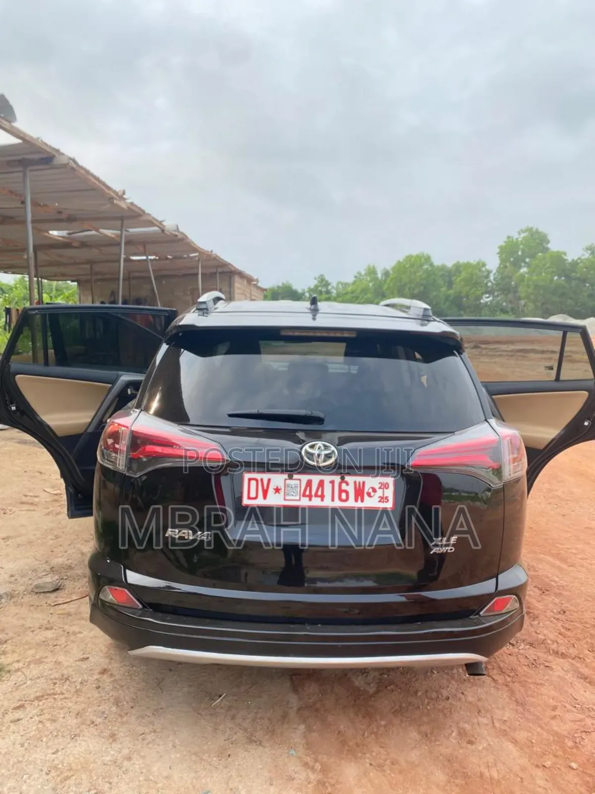 Toyota RAV4 XLE AWD (2.5L 4cyl 6A) 2016 Black