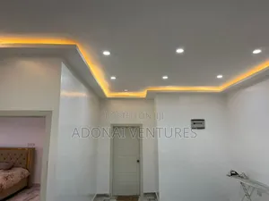 6bdrm House in Tech Anwomaso, Kumasi Metropolitan for sale