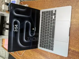 Laptop Apple MacBook Air 2022 M2 8GB Apple M2 SSD 256GB