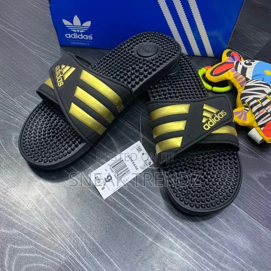 Adidas Masage Colors