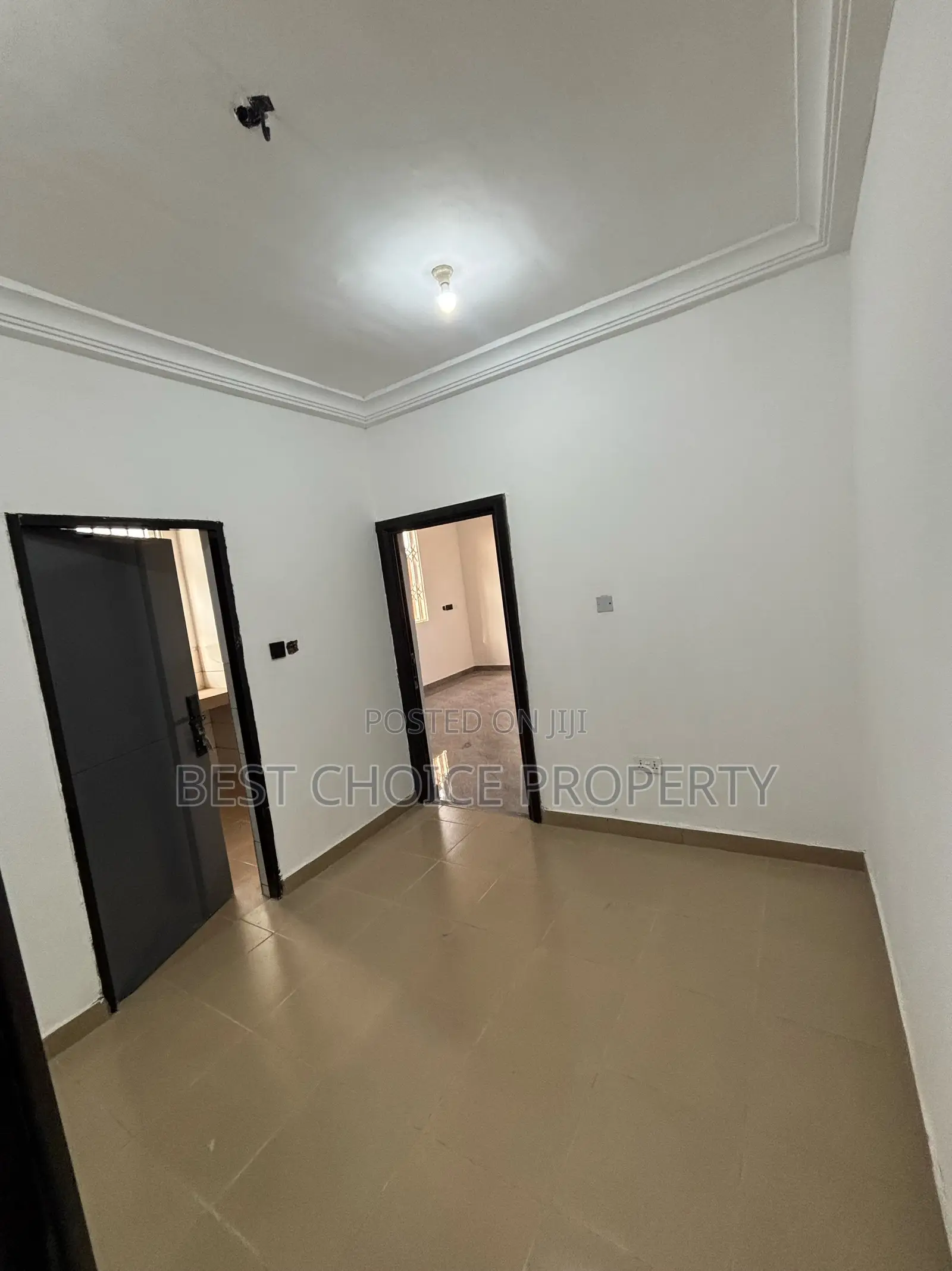 Single Room Sc Available at Adenta Housing Down