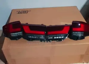 Land Cruiser 300 2021-2024 Tail Light