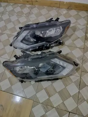 Nissan X-trail 2017-2019 Halogen Headlight Assembly