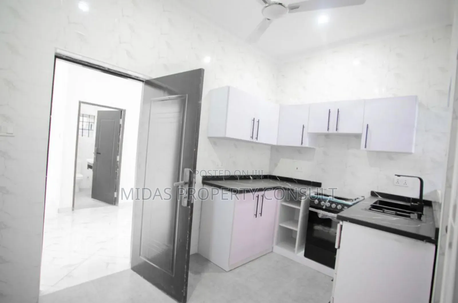 3bdrm House in Ogbojo, East Legon for sale