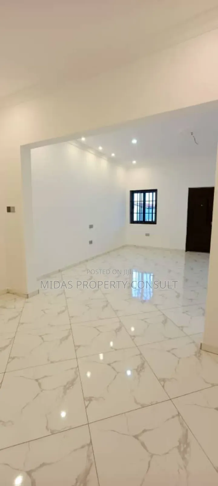 3bdrm House in Ogbojo, East Legon for sale