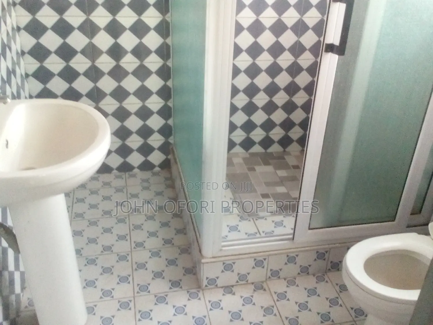 1bdrm Apartment in Ayeduase Pinamang, Kumasi Metropolitan for rent