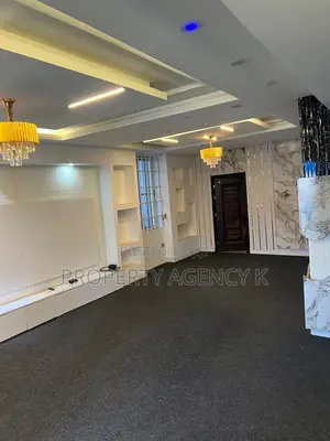 4bdrm House in Kfs, West Hills Mall Area for sale