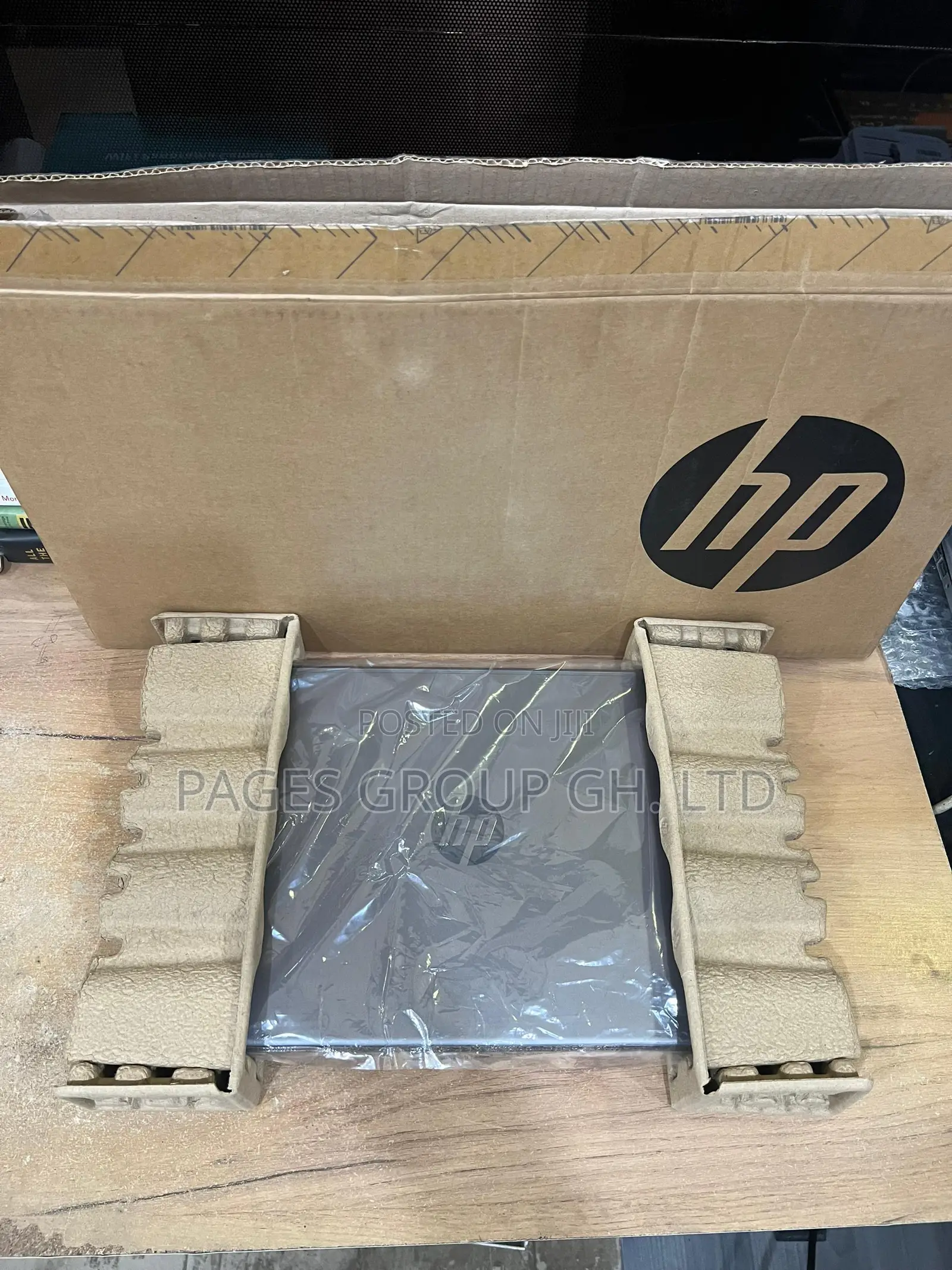 New Laptop HP 250 G10 8GB Intel Core I7 SSD 512GB