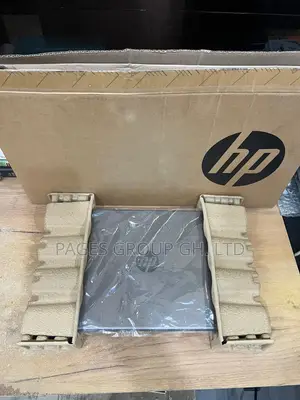 New Laptop HP 250 G10 8GB Intel Core I7 SSD 512GB