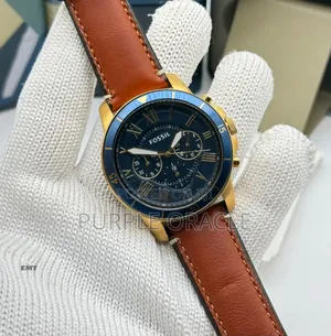 Experience the Fossil Grant Chronograph