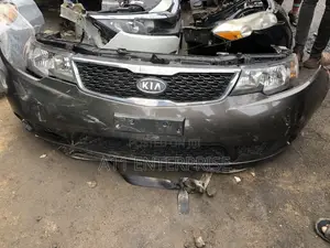 Kia Forte 2012 Complete Front Cut