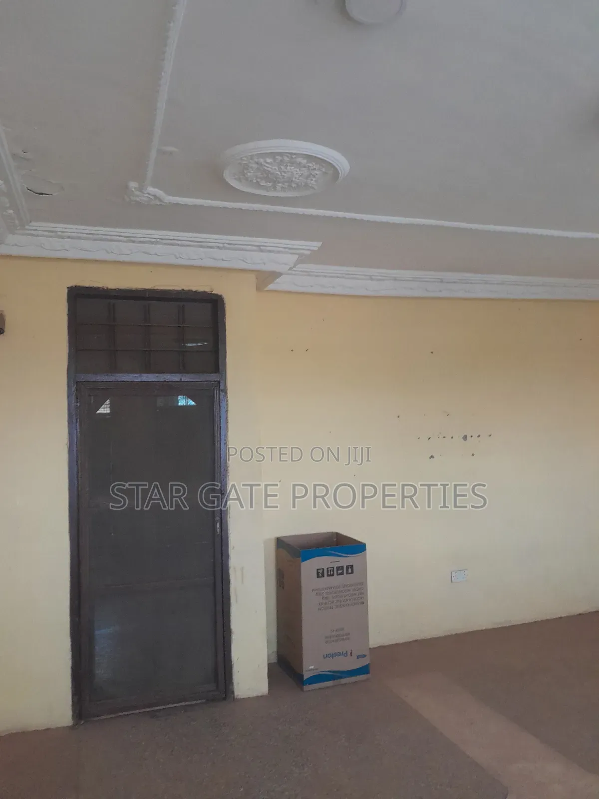 6bdrm House in Atasomanso, Kumasi Metropolitan for sale