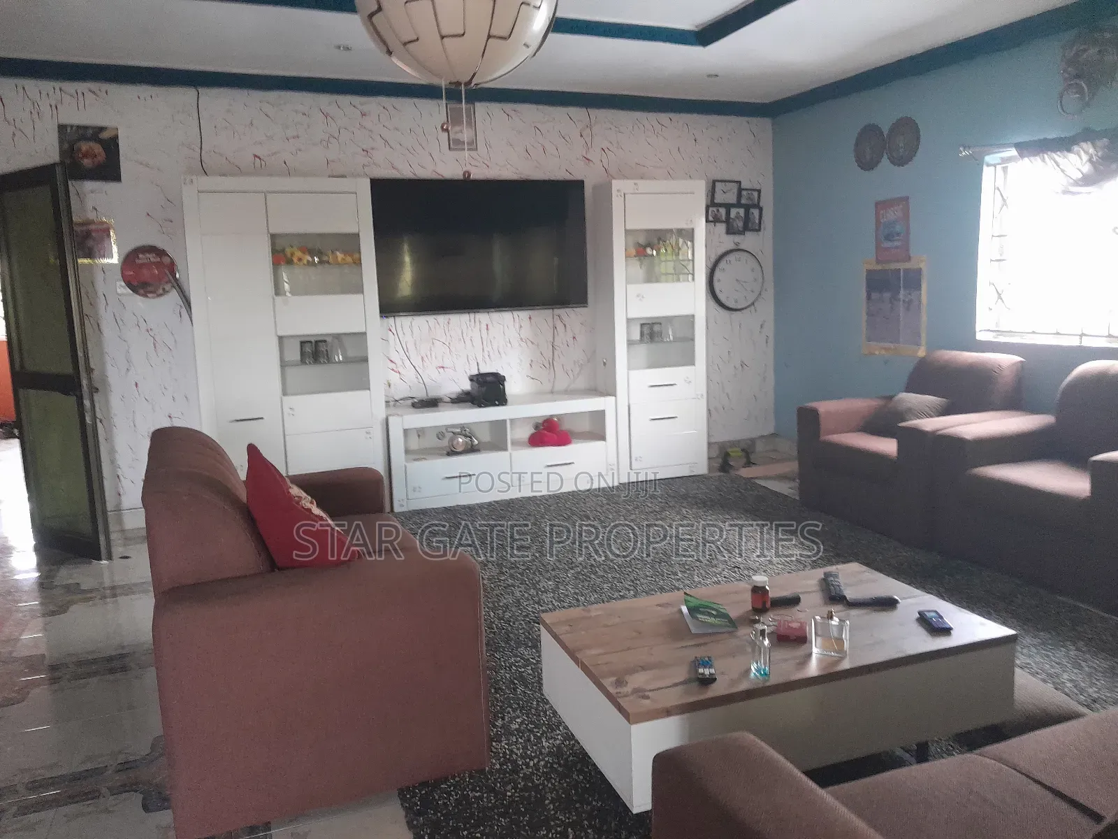 6bdrm House in Atasomanso, Kumasi Metropolitan for sale