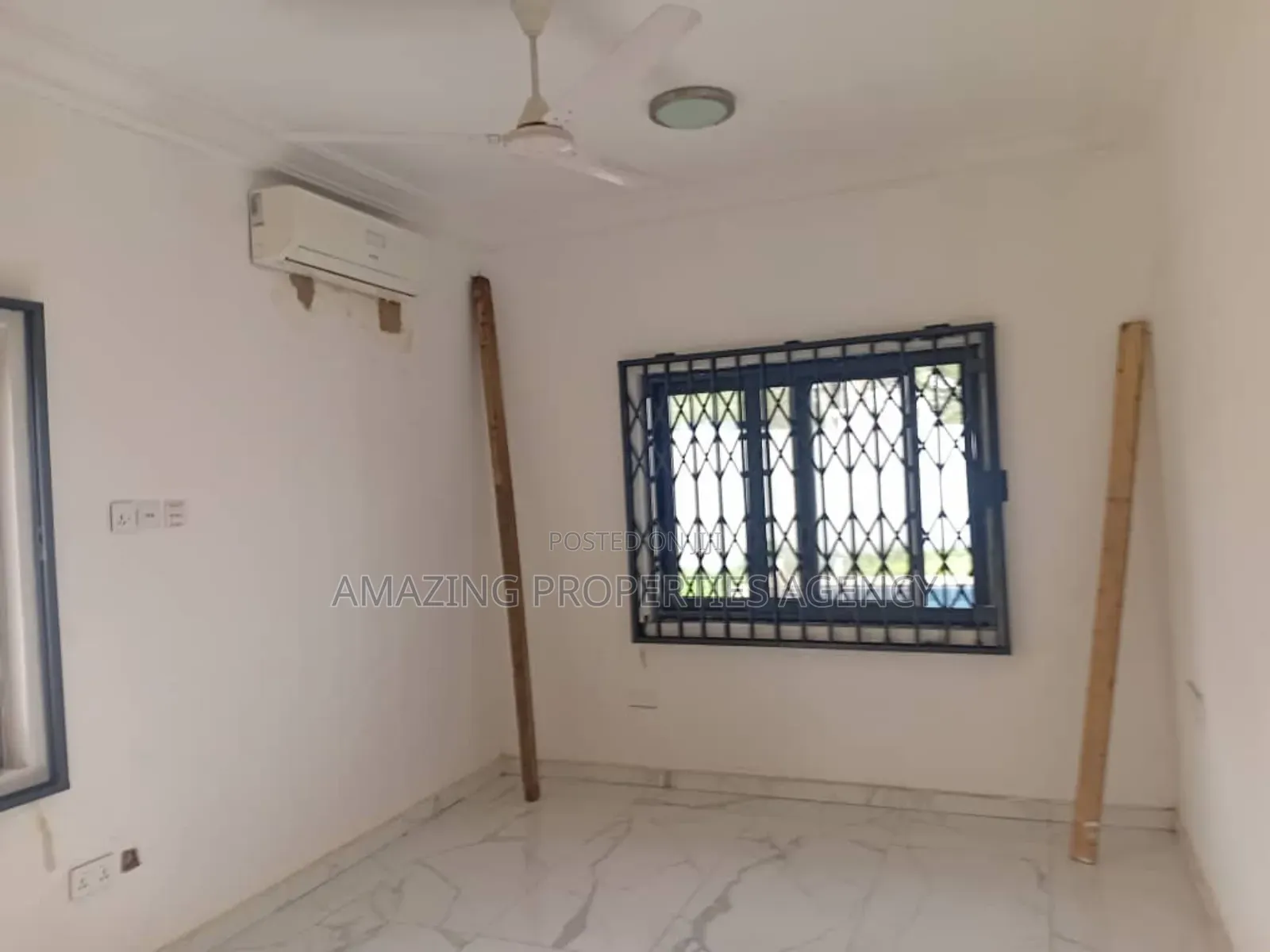 4bdrm House in Airport Residential Area for rent
