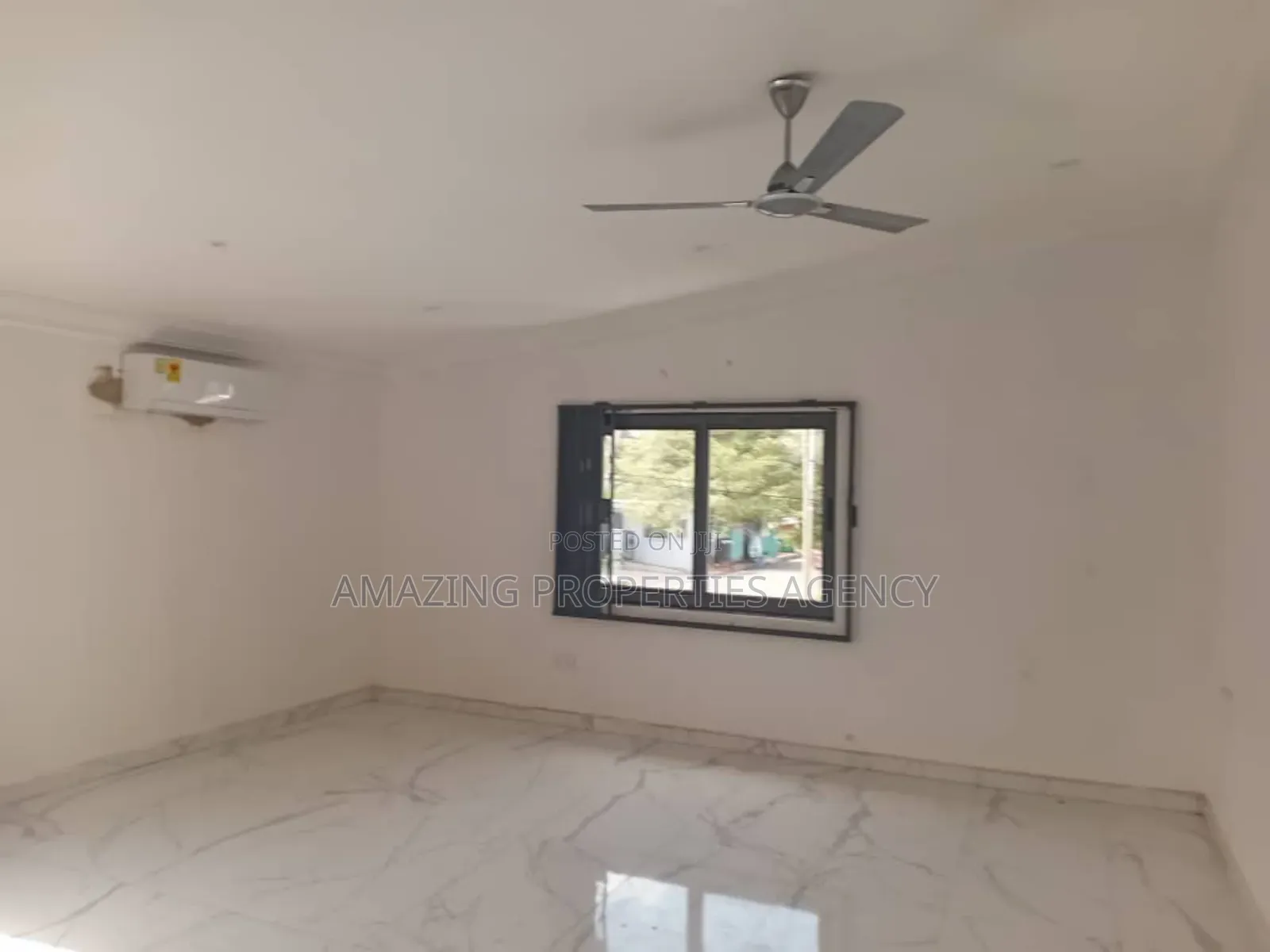 4bdrm House in Airport Residential Area for rent