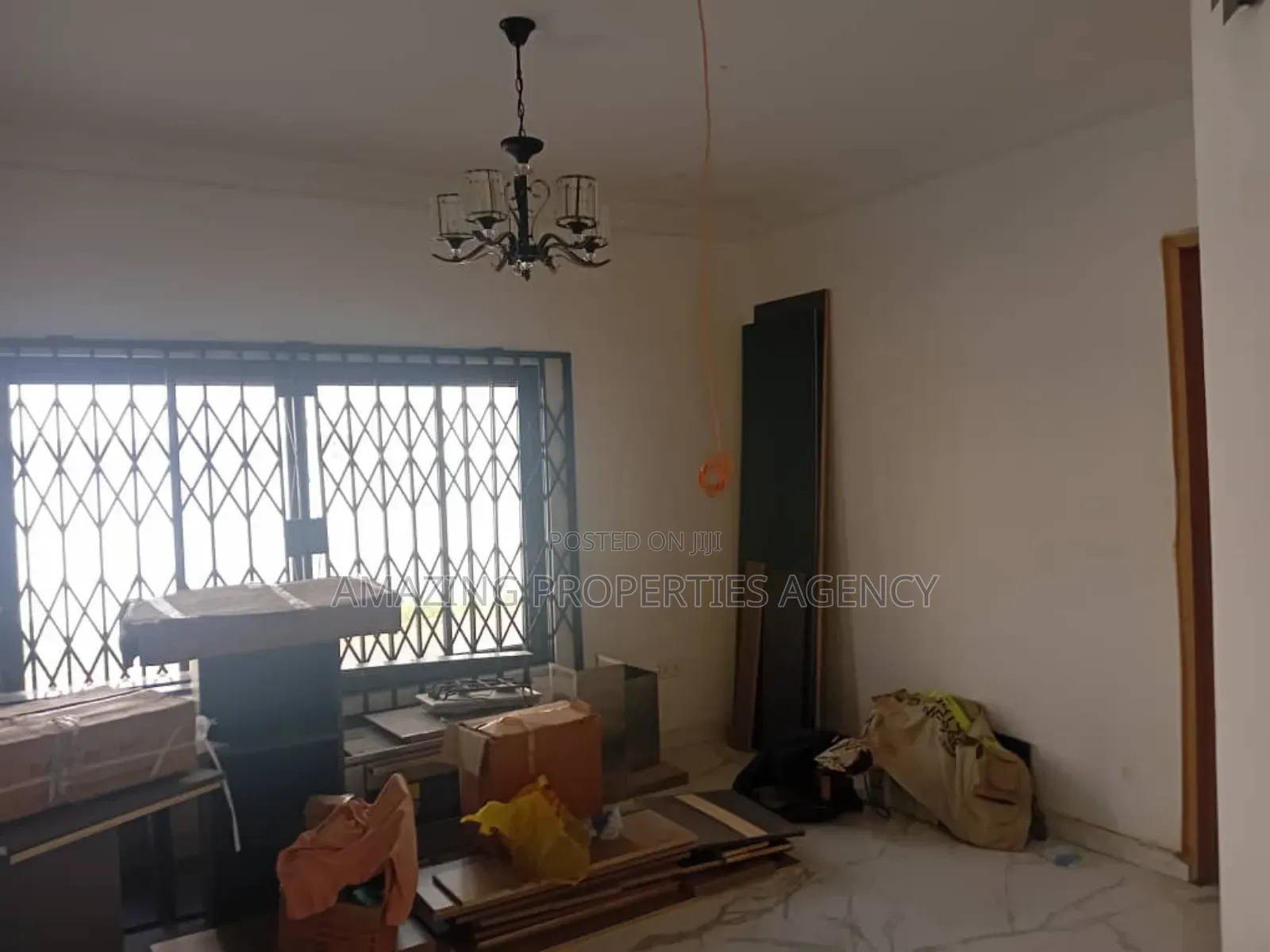 4bdrm House in Airport Residential Area for rent