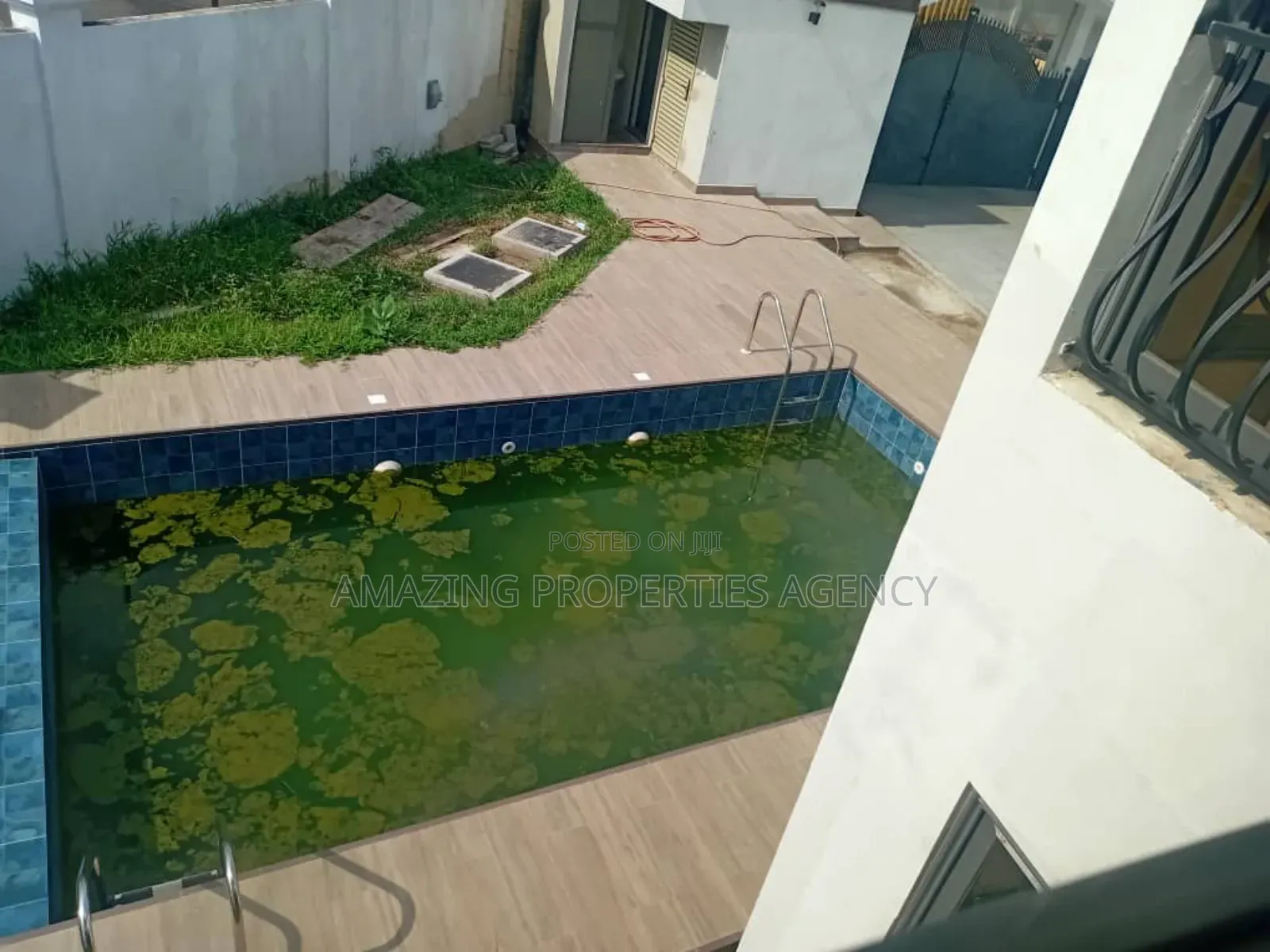 4bdrm House in Airport Residential Area for rent