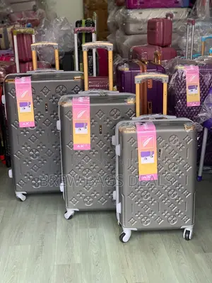 Ak 3set Unbreakable Anticrack Traveling Bag.