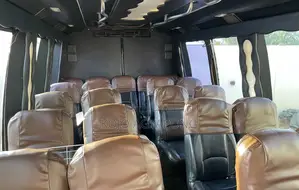 Ford E450 2012 Black