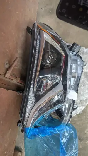 Headlight Rav4 2016-18 Xle