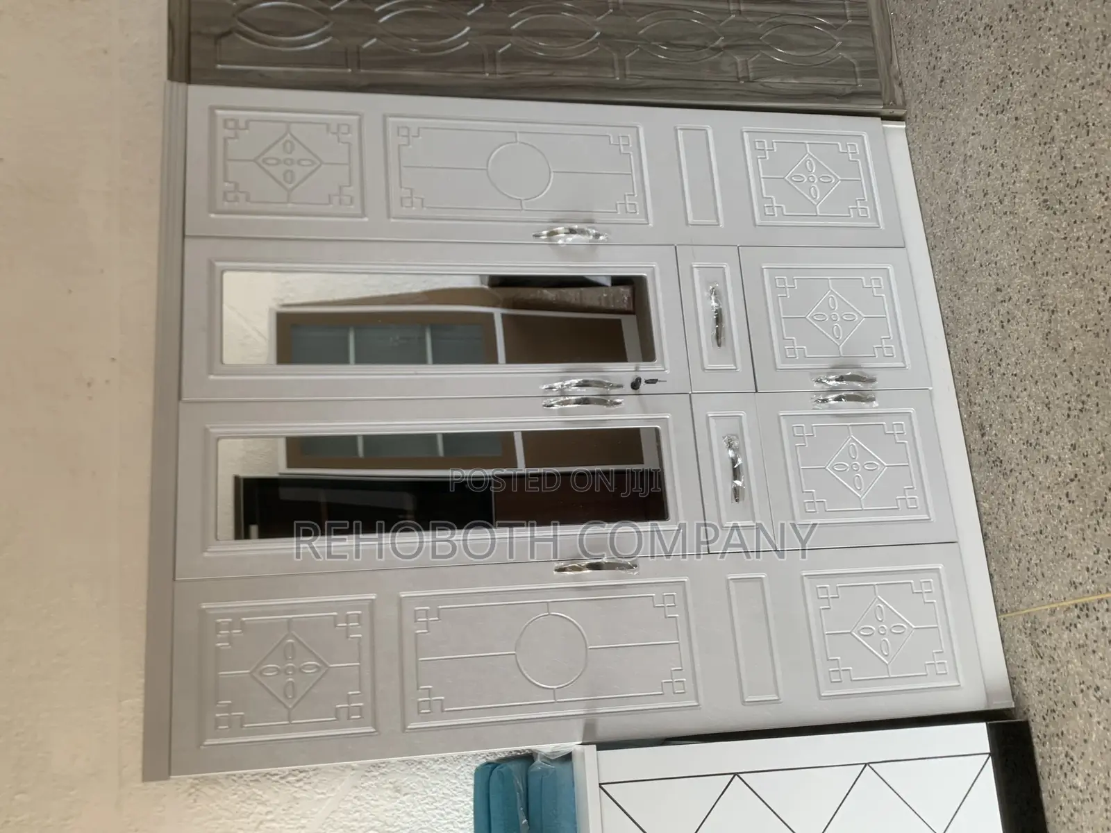 Foreign Wardrobe Four in One ( 4 in 1)