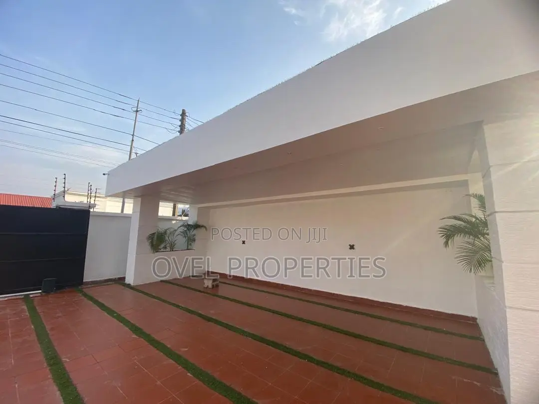 5bdrm House in Usd, East Legon for rent