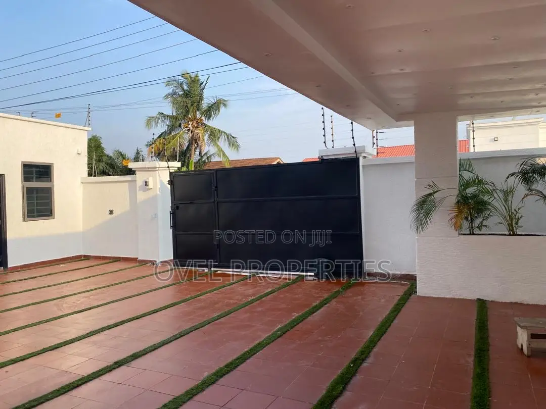 5bdrm House in Usd, East Legon for rent