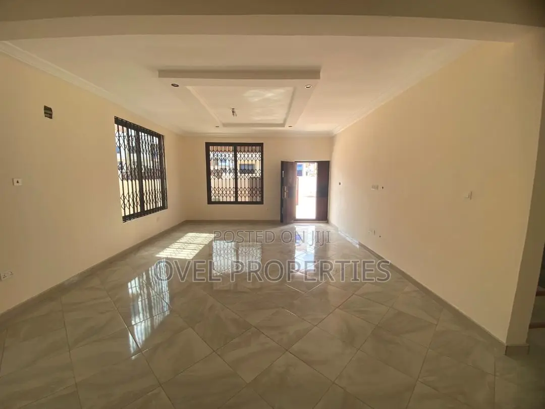 3bdrm House in Jose, Oyarifa for rent