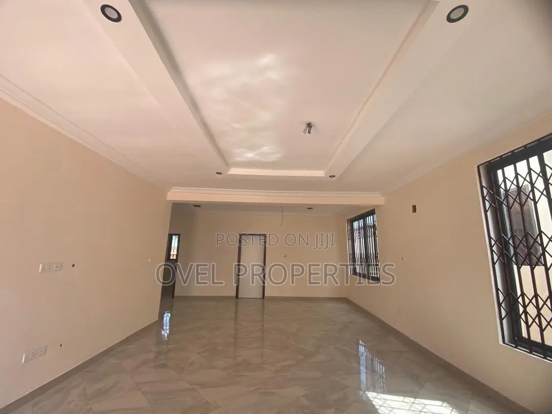 3bdrm House in Jose, Oyarifa for rent