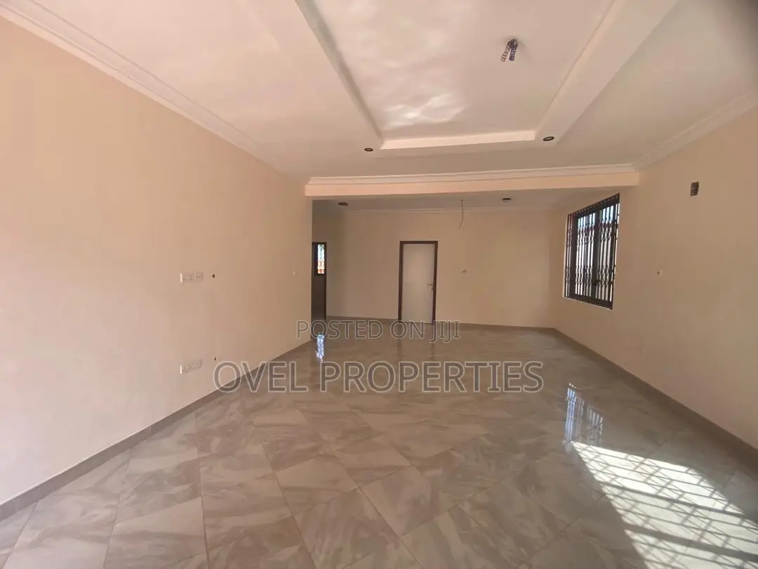 3bdrm House in Jose, Oyarifa for rent