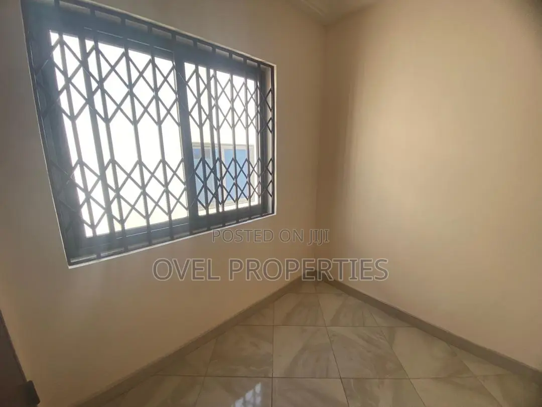 3bdrm House in Jose, Oyarifa for rent