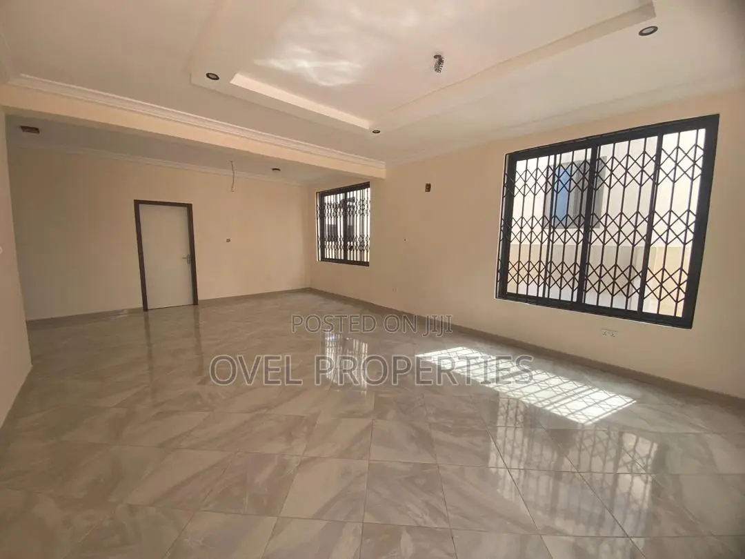 3bdrm House in Jose, Oyarifa for rent