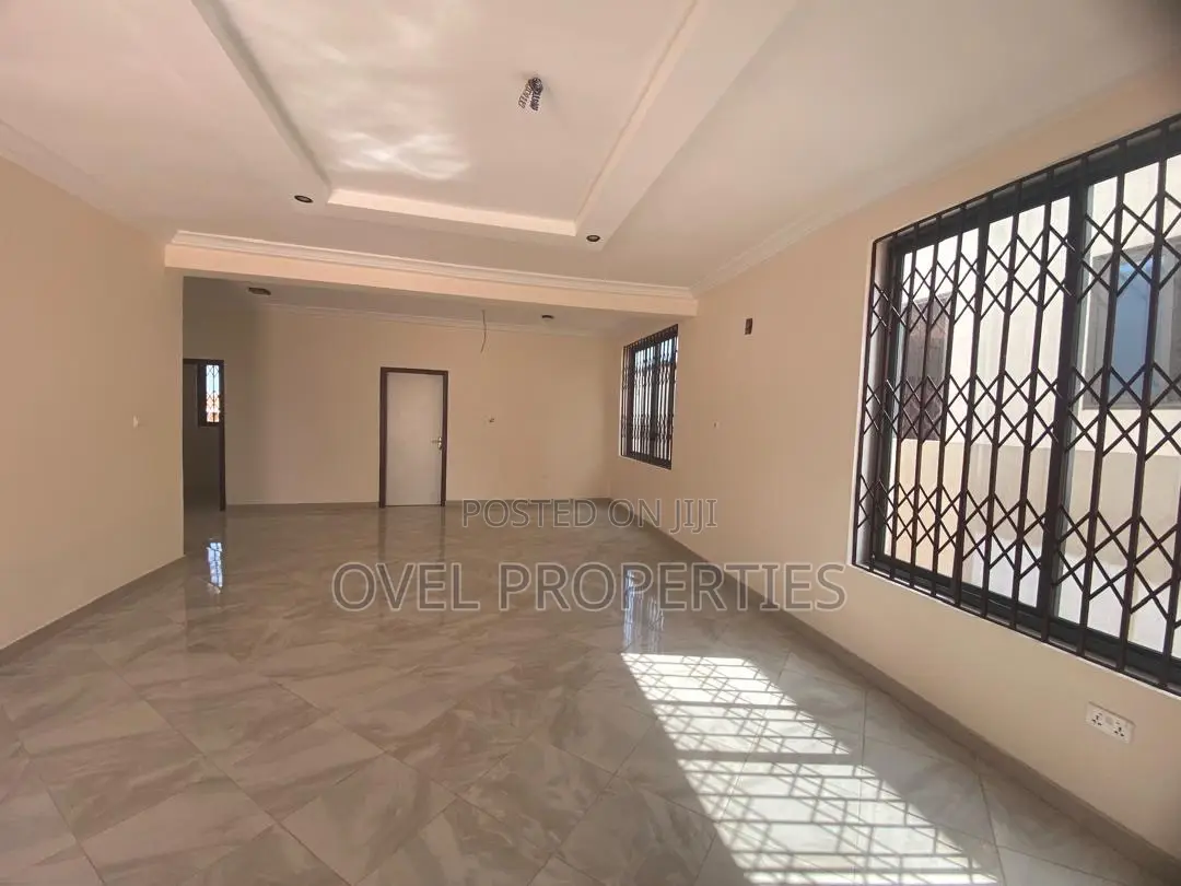 3bdrm House in Jose, Oyarifa for rent