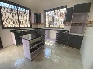 3bdrm House in Jose, Oyarifa for rent