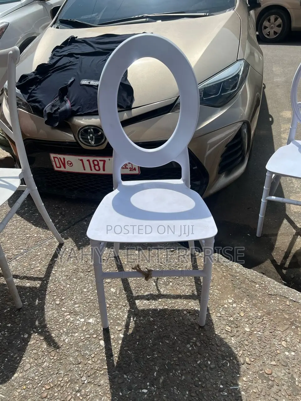 O Back Rentin Chair