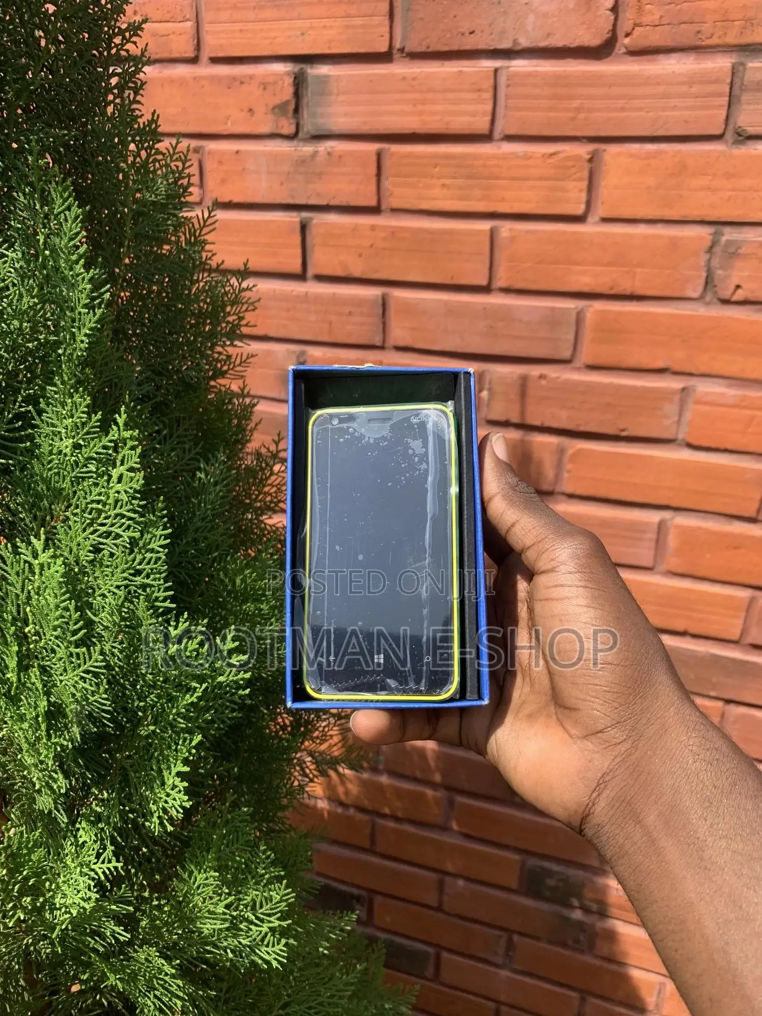 New Nokia Lumia 620 8 GB Green