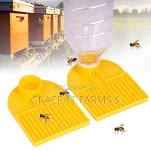 Mineral Bottle Compatible Bee Water Feeder