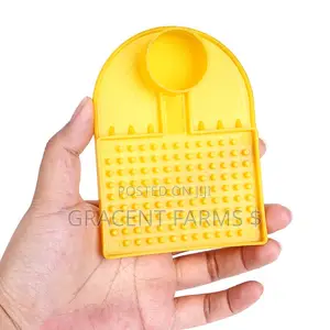 Mineral Bottle Compatible Bee Water Feeder