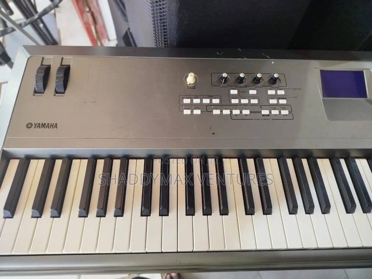 Yamaha Mm8 Keyboard
