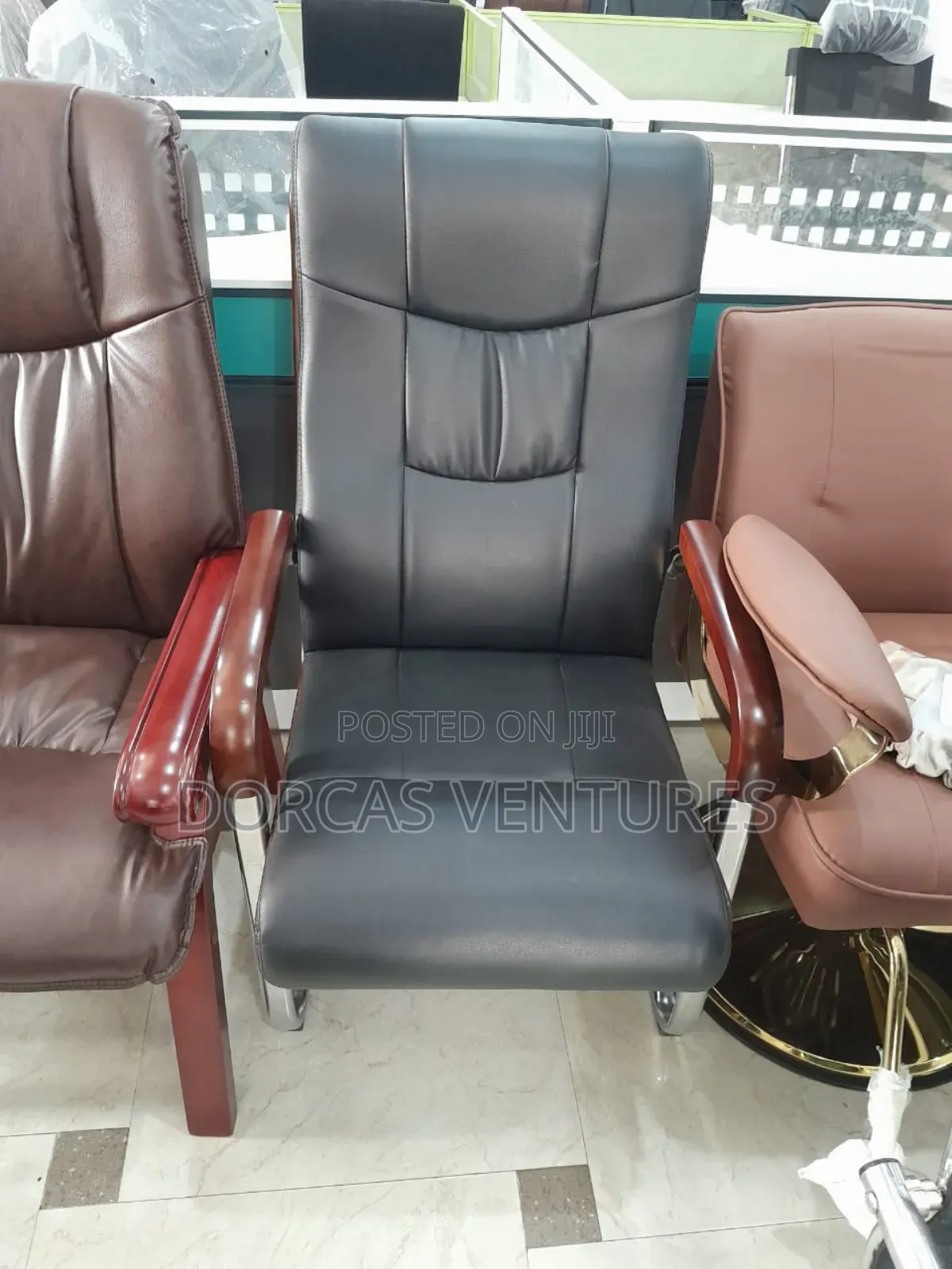 Stall Chair Executive