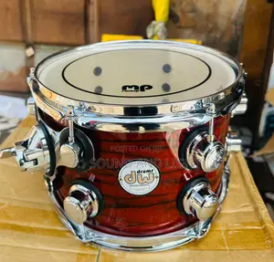 Dw Series 5 Pcs Drum Set [Double Cymbals]