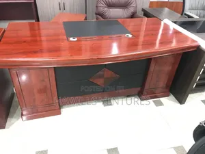 Executive L- Shape Desk/Table