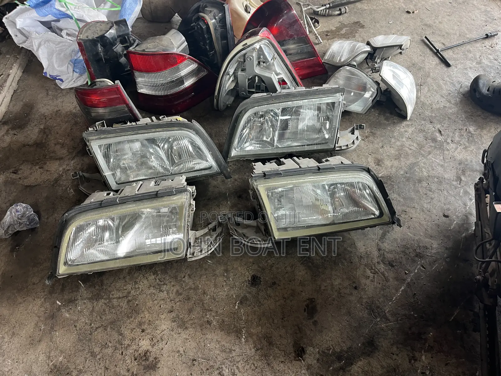 Mercedes Benz Headlight